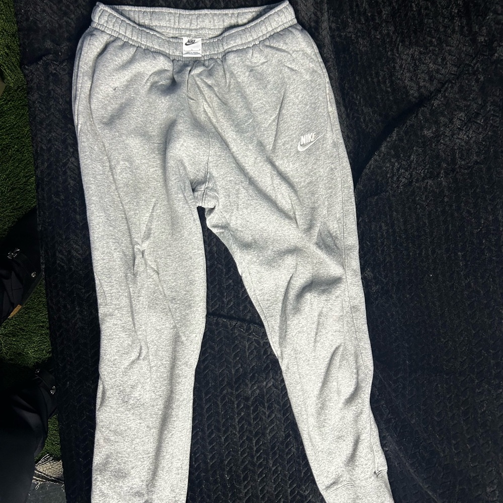 Gray Nike Sweatpants